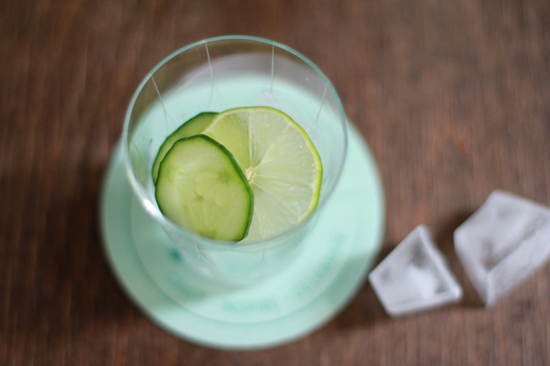 Lemon Cucumber Slices and Ice