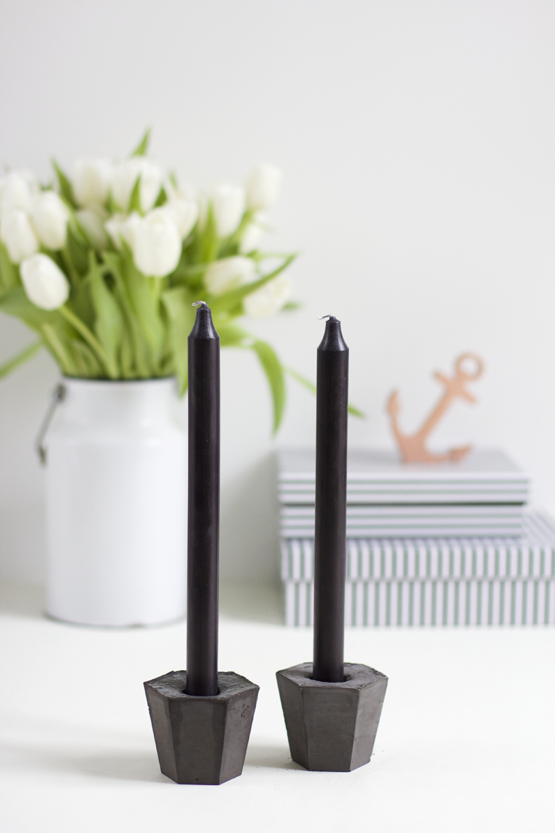 DIY: Zement-Kerzenhalter mit Pigmenten | we love handmade