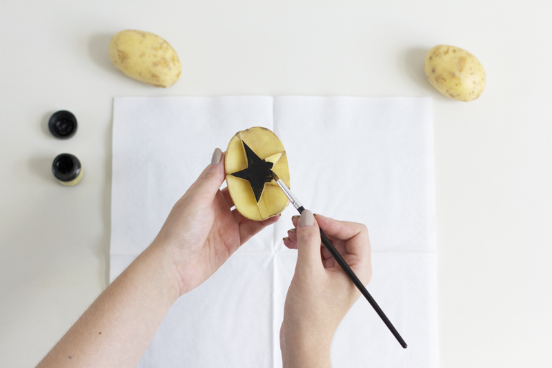 Stempel aus Kartoffeln selbermachen | we love handmade