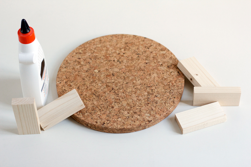 Material für Kuchständer aus Kork | we love handmade