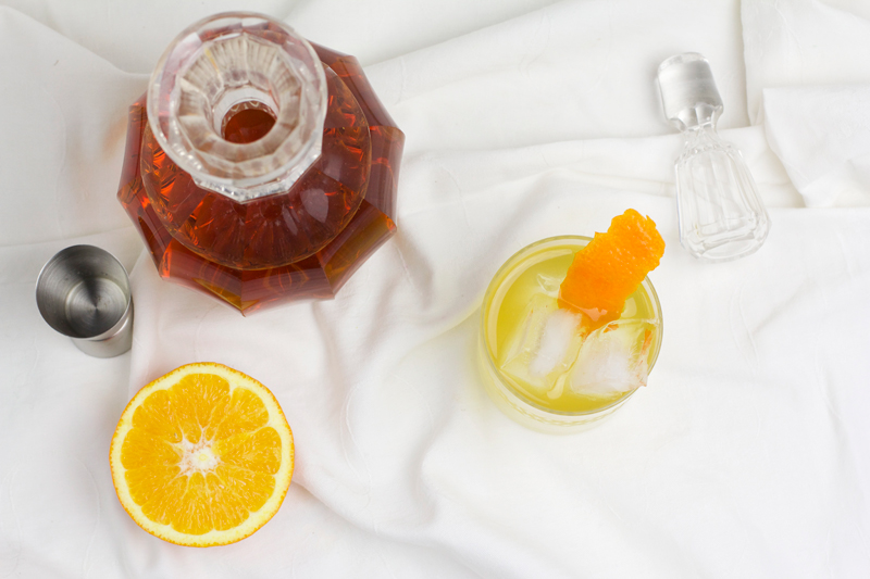 Tee-Cocktail aus Orange, Salbei, Ingwer und Chai Honig | we love handmade