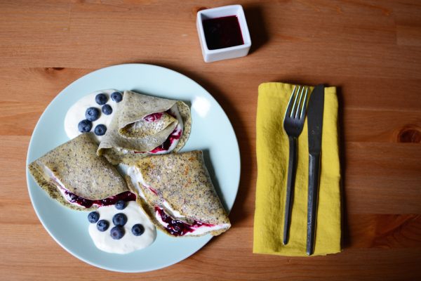 Food: Mohn-Palatschinken Mit Heidelbeeren - We Love Handmade