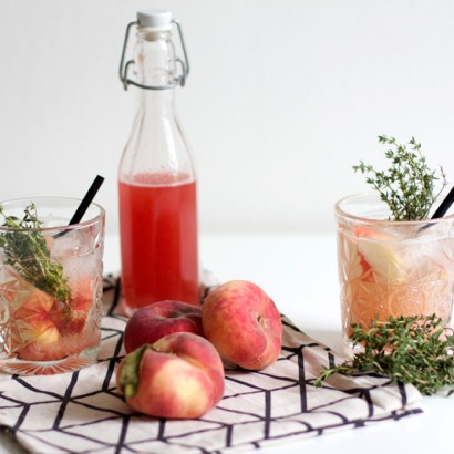 Drinks: Pfirsich Thymian Sirup | we love handmade