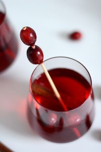 Cranberry-Vodka-Drink | we love handmade
