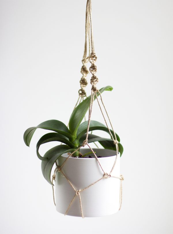 DIY: Blumenampel mit Makramee | we love handmade