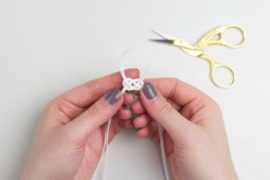 DIY: Makramee-Armband. Seemannsknoten Anleitung | we love handmade