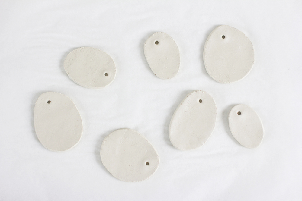 DIY: Ostereier aus Modelliermasse | we love handmade