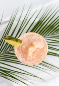 Cocktail: Vodka-Slush mit Pink Guaven Limonade | we love handmade