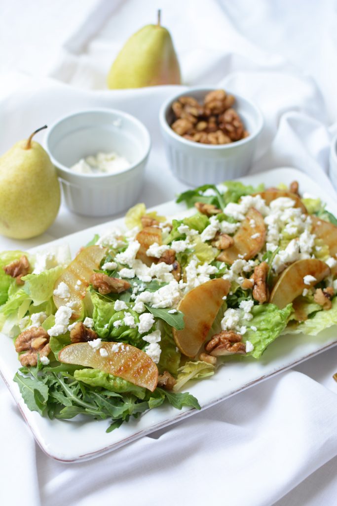 Food: Birnen-Salat mit Feta und karamellisierten Walnüssen - we love ...