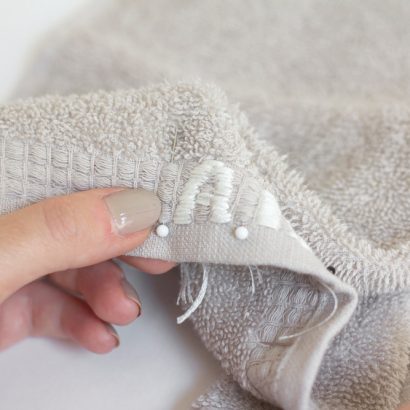DIY: Handtuch besticken | we love handmade