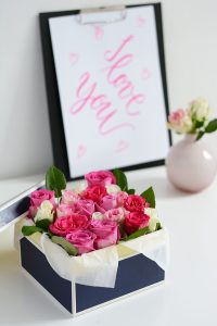 DIY: Blumenbox für den Valentinstag | we love handmade