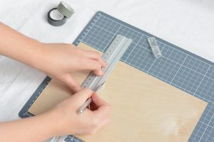 Holzvase-DIY: schneiden | we love handmade