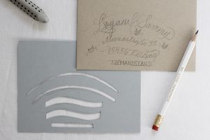 Kalligraphie-DIY: Kuverts-Vorlage | we love handmade
