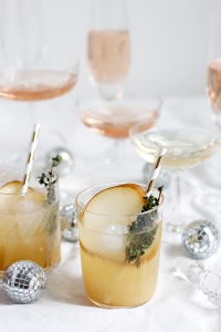 Drinks: Gin infused Champagner-Cocktail