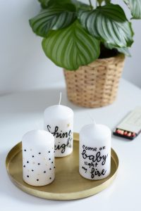 Lettering-DIY: Kerzen beschriften | we love handmade
