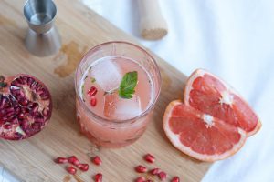 Granatapfel-Grapefruit-Cocktail selber machen | we love handmade