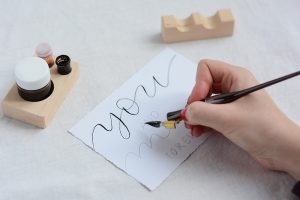 Kalligraphie Valentinstagskarten schreiben | we love handmade
