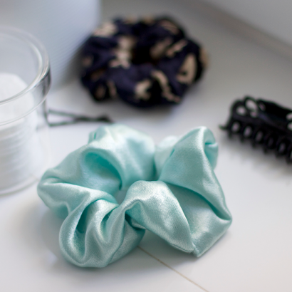 DIY: Scrunchie in Mint | we love handmade