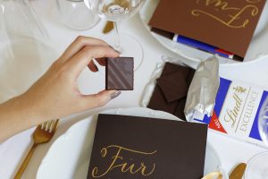 Verpackung für Schokolade: Gastgeschenk | we love handmade