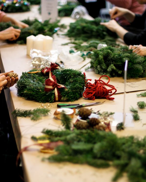 Weihnachtskranz binden: DIY | we love handmade