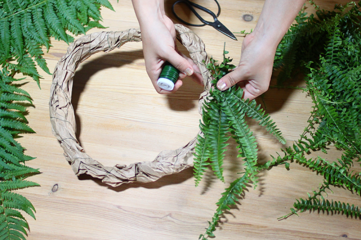 DIY: Türkranz aus Farn - we love handmade