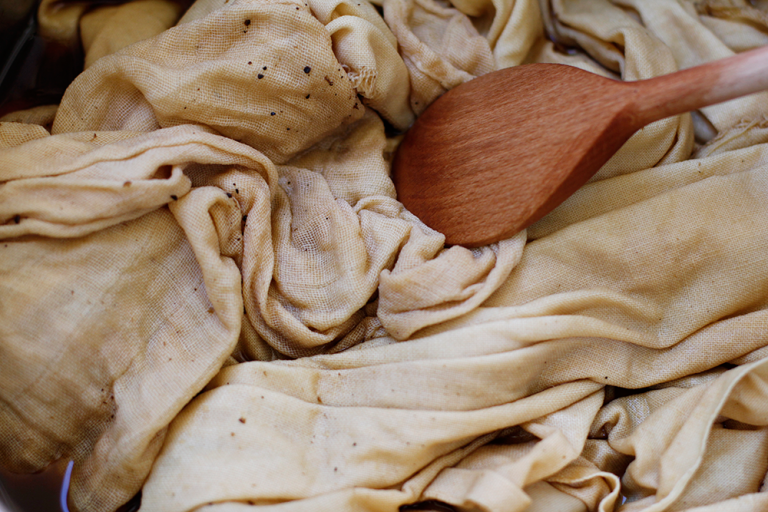 DIY Stoff färben mit Kaffeebohnen we love handmade