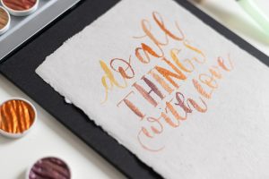 Coliro Pearlcolors: Lettering mit Farbverlauf | we love handmade