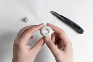 DIY: Magnetische Anzuchtstation mit Reagenzglas Loch aus Keramiplast schneiden | we love handmade