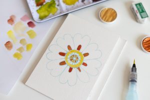 Blumen-Mandala malen: DIY | we love handmade