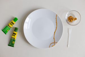 DIY: Kintsugi inspiriert - Anleitung zum Selbermachen | we love handmade
