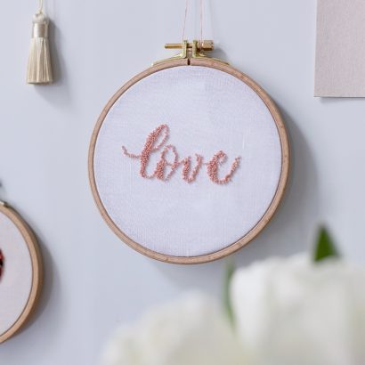 DIY: love-Stickbild mit der Zierstichnadel | we love handmade