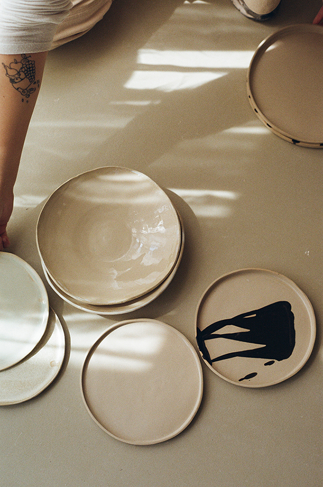 Feature: Studio Ok Keramikatelier - Plattentechnik | we love handmade