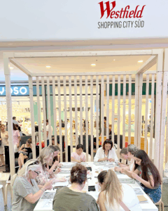 Monatsrückblick Juni: Highlights und Lieblingsmomente - Westfield Workshop Perlenschmuck Workshop DIY-Station | we love handmade