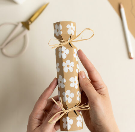 Gratis-Vorlage: Bonbon-Geschenkbox aus Papier