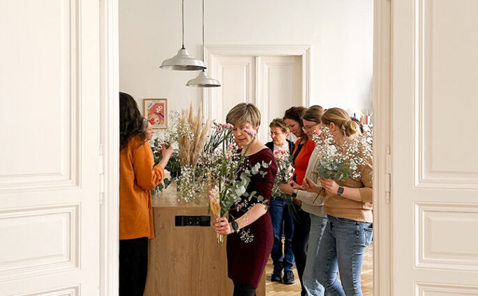 Monatsrückblick März 2026: Eine Aufnahme, die Teilnehmerinnen eines we love handmade Workshops in Wien zeigt. | we love handmade