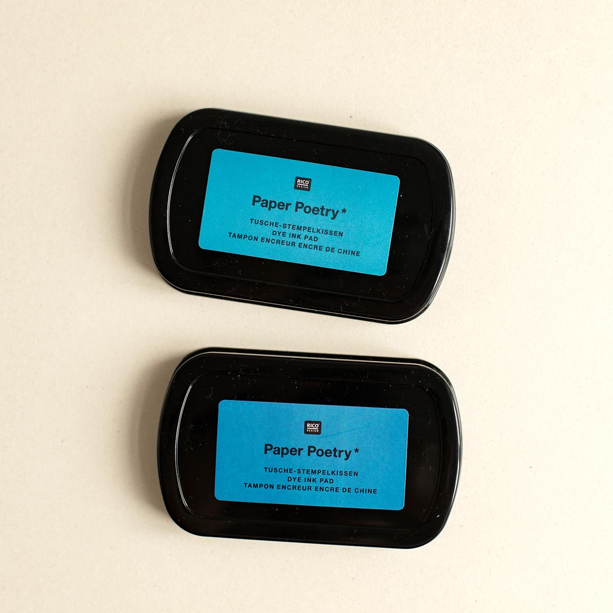 Zwei Paper Poetry Tusche Stempelkissen in Cyan und Blau von we love handmade